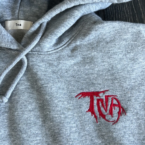TNA cropped hoodie - Picture 2 of 4